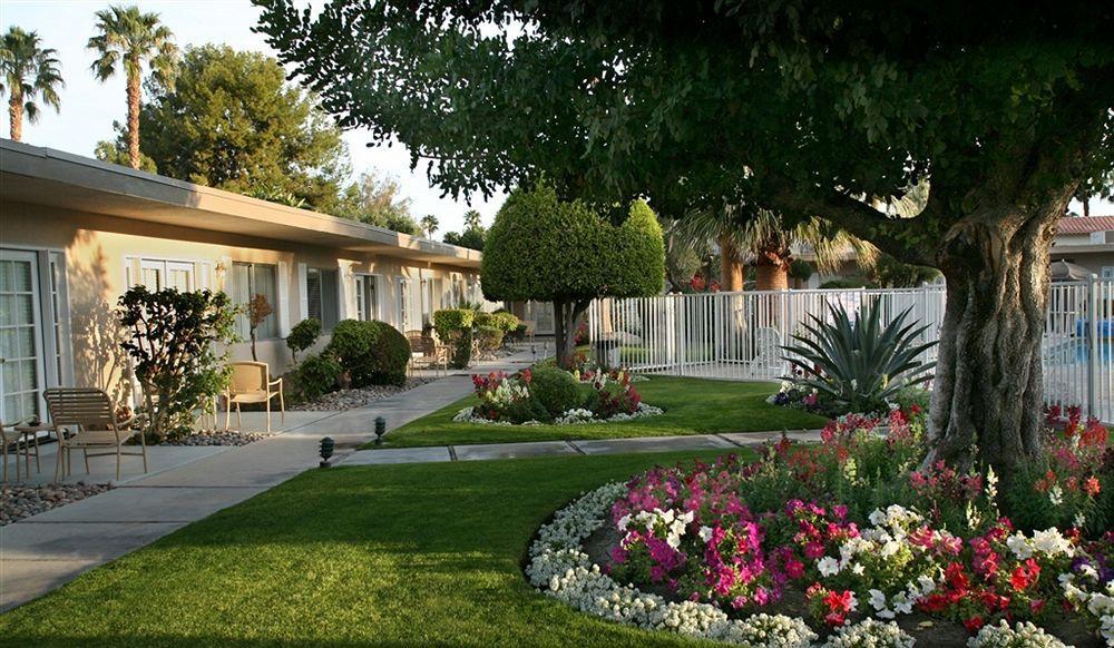Tuscany Manor Palm Springs Bagian luar foto