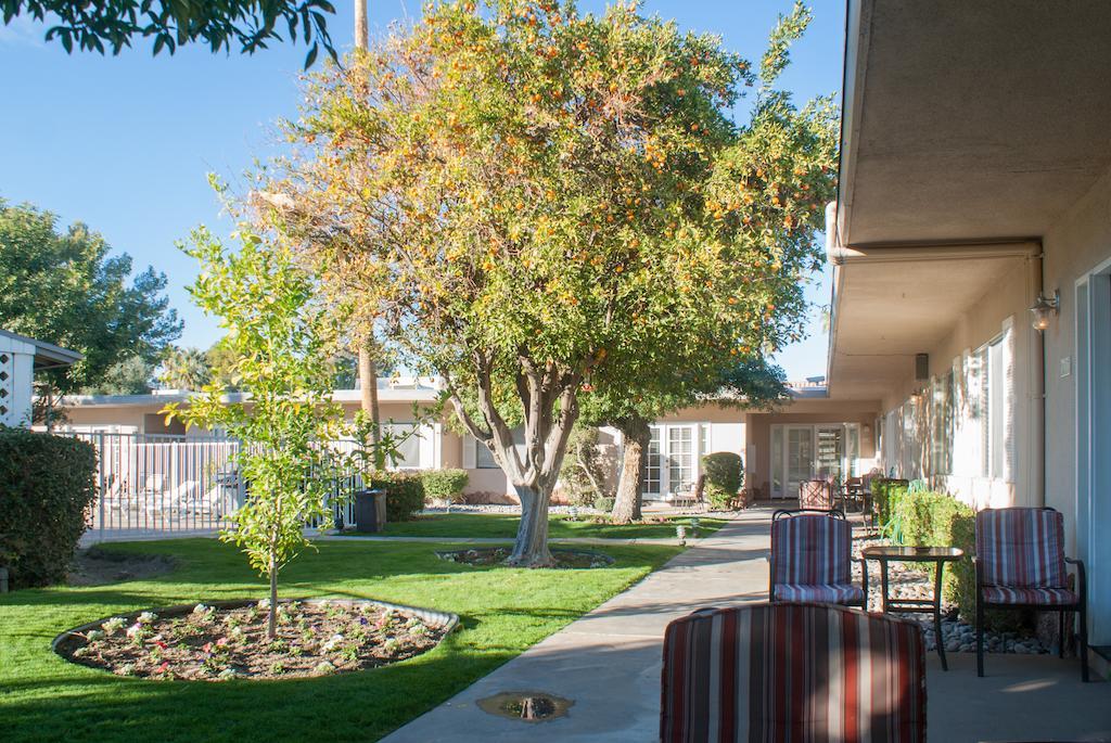 Tuscany Manor Palm Springs Bagian luar foto