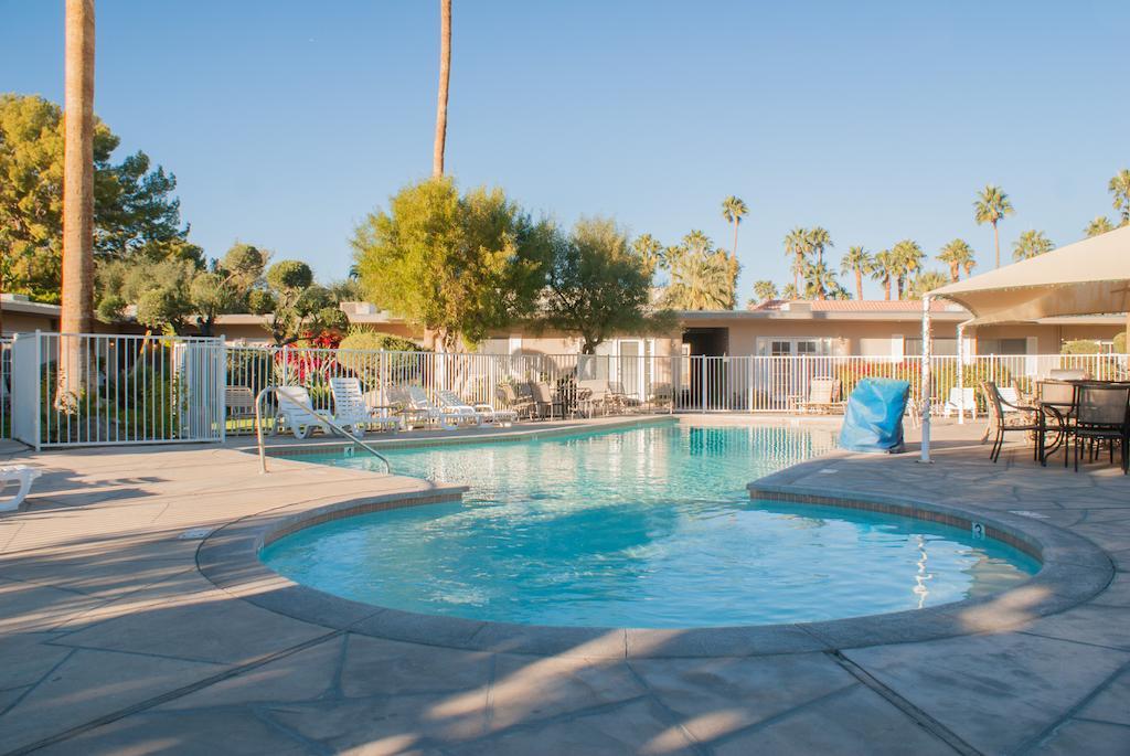 Tuscany Manor Palm Springs Bagian luar foto