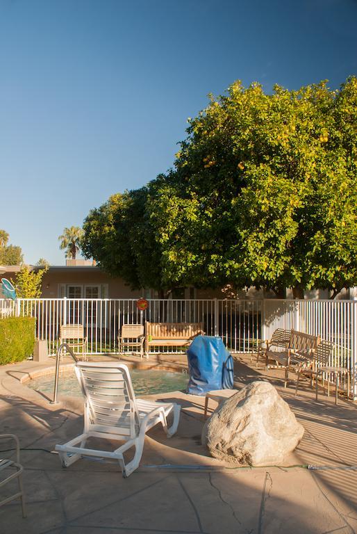 Tuscany Manor Palm Springs Bagian luar foto