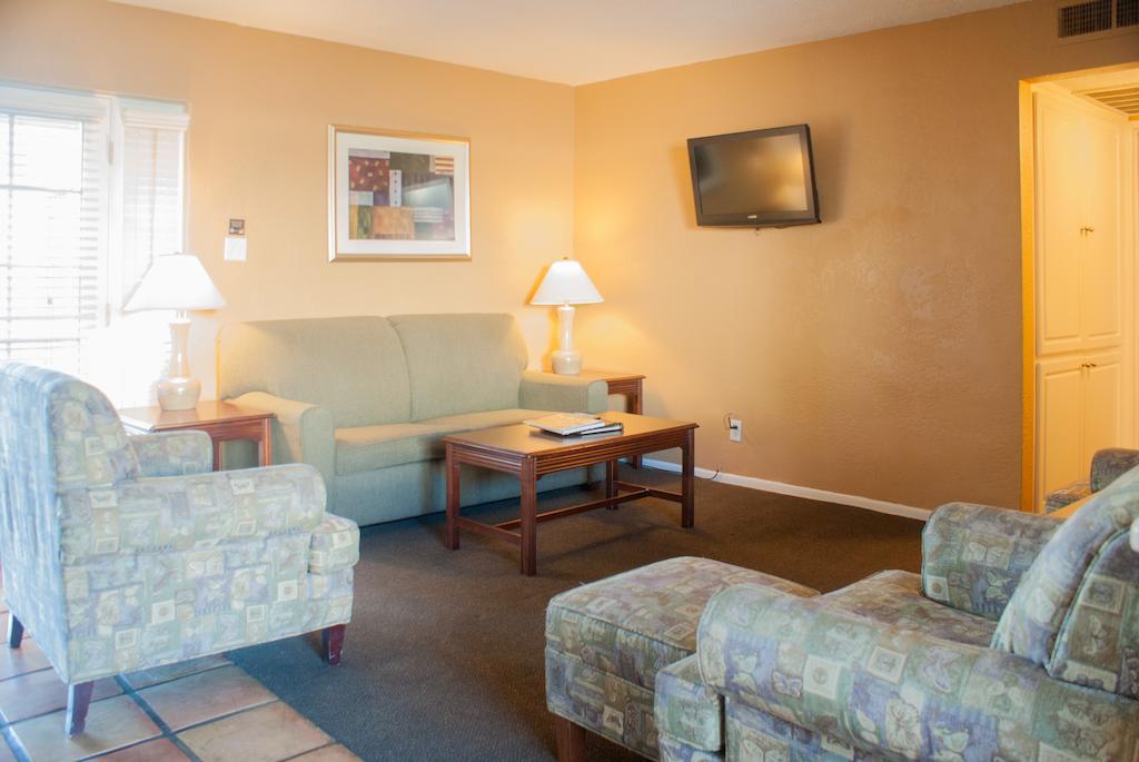 Tuscany Manor Palm Springs Bagian luar foto