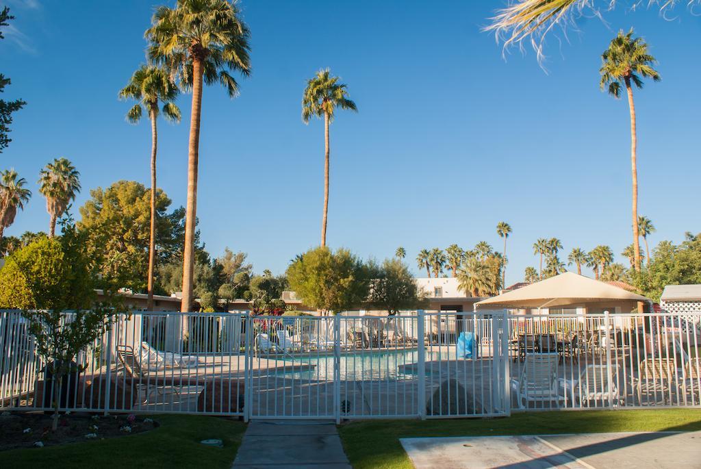 Tuscany Manor Palm Springs Ruang foto