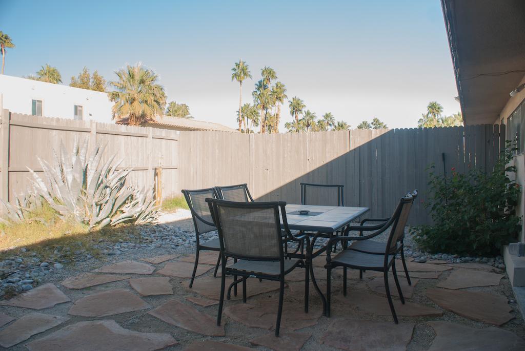 Tuscany Manor Palm Springs Ruang foto