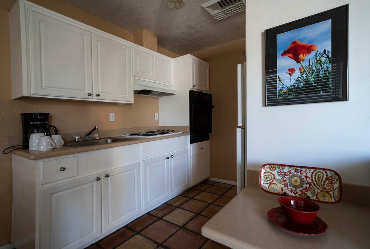 Tuscany Manor Palm Springs Bagian luar foto